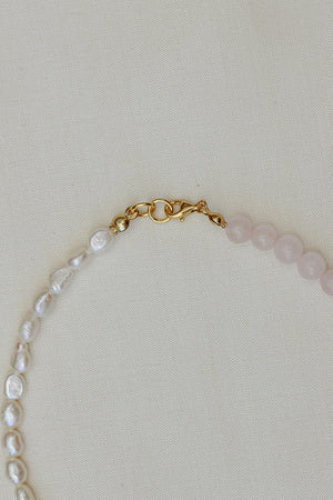 Acacia Necklace