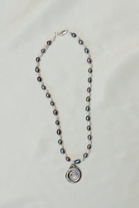 Mono Conch Necklace