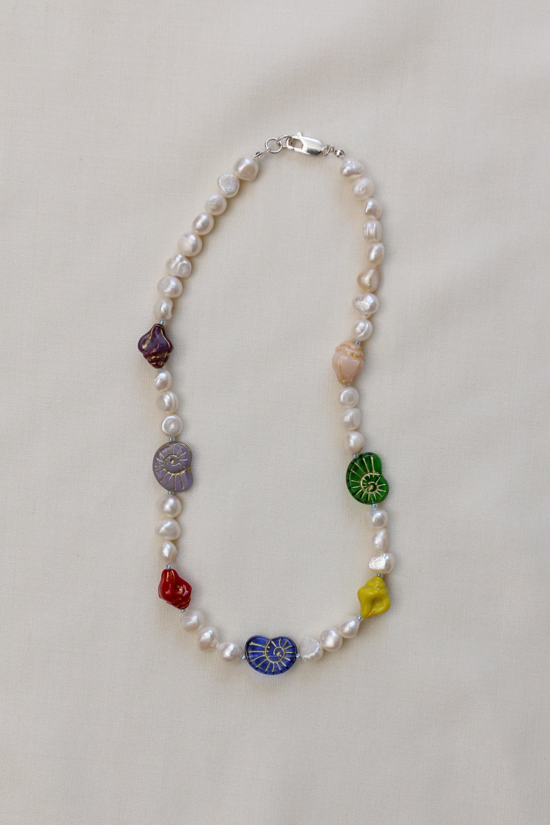 Concha Necklace
