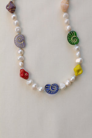 Concha Necklace